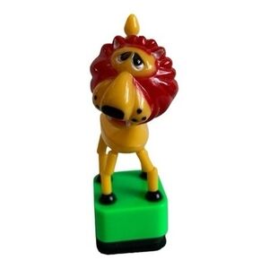Vintage Lion Plastic Push Thumb Puppet Toy Collectible 4" Retro Animal Toy